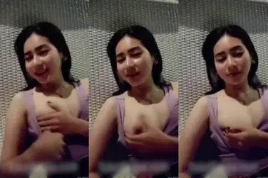 Kesha Jilbab Omek Seru Penuh Cairan Becek